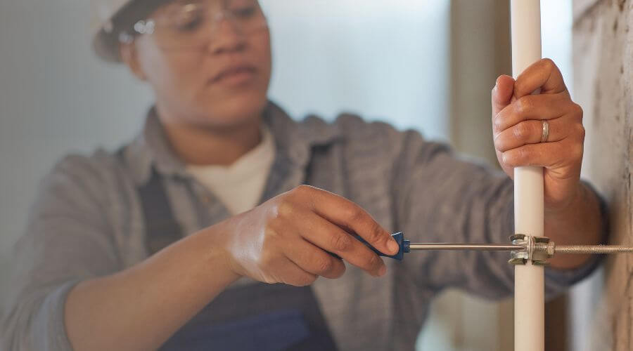 Expert burst pipe repair services in Manderson, WY